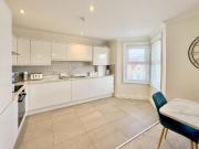 3 bed flat for sale