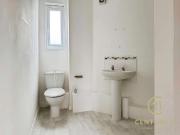 3 bed flat for sale