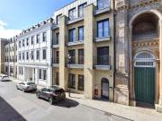 3 bed flat for sale