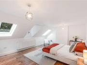 3 bed flat for sale