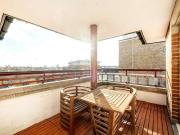 3 bed flat for sale