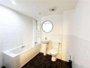 3 bed flat for sale
