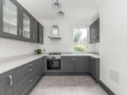 3 bed flat for sale