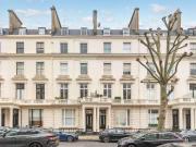 3 bed flat for sale