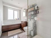 3 bed flat for sale