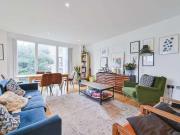 3 bed flat for sale