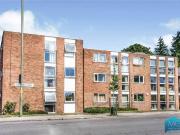 3 bed flat for sale