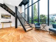 3 bed flat for sale