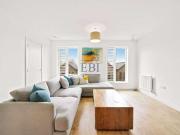 3 bed flat for sale