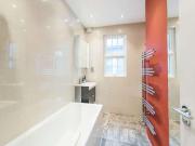 3 bed flat for sale