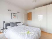 3 bed flat for sale