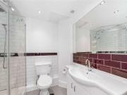 3 bed flat for sale
