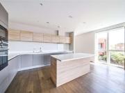 3 bed flat for sale