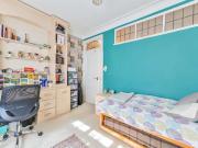 3 bed flat for sale
