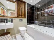 3 bed flat for sale