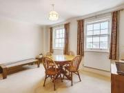 3 bed flat for sale