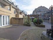 3 bed flat for sale