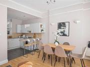 3 bed flat for sale