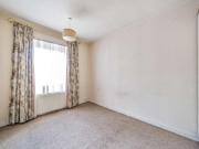 3 bed flat for sale