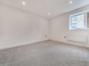 3 bed flat for sale