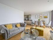 3 bed flat for sale