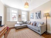 3 bed flat for sale