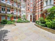 3 bed flat for sale