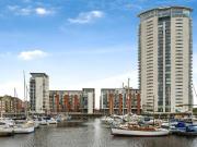 3 bed flat for sale