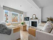 3 bed flat for sale