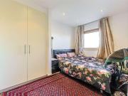 3 bed flat for sale