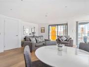 3 bed flat for sale