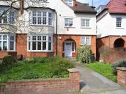 3 bed flat for sale