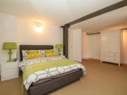 3 bed flat for sale
