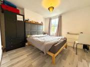 3 bed flat for sale