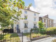3 bed flat for sale