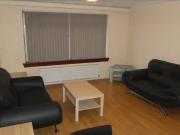 3 Bed Flat, Hmo Licensed St Mungo Ave, G4