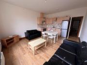 3 Bed Flat, Hyde Terrace, LS2