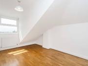 3 Bed Flat, Melrose Avenue, NW2