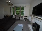 3 Bed Flat, North Hill Road, LS6