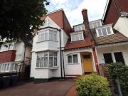 3 Bed, Flat, Ravenscroft Avenue, NW11 [INVESTMENT PROPERTY]