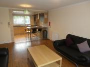 3 Bed Flat, St. Mungo Avenue Hmo Licensed, G4