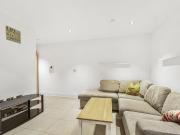 3 Bed Flat, Streamlight Tower, E14 3 Bed Flat, Streamlight Tower, E14