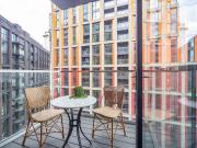 3 Bed Flat, Thornes House, SW11