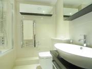 3 bed flat to rent