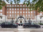 3 bed flat to rent in Abbey Lodge, NW8, London