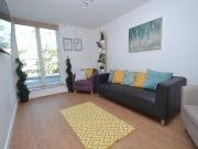 3 bed flat to rent in Cogan Terrace, Cathays, CF24
