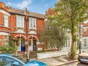3 bed flat to rent in Cowley Road, Mortlake, London |...