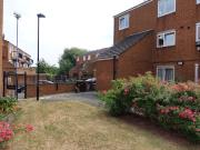 3 bed Flat to rent in Hackney, E9, from Harvey...