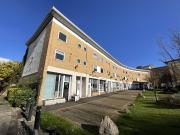 3 bed flat to rent in hartlepool court,, e16