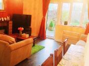 3 Bed House@CityCentre_Garden_FreeParking 3 Bed House@CityCentre_Garden_FreeParking